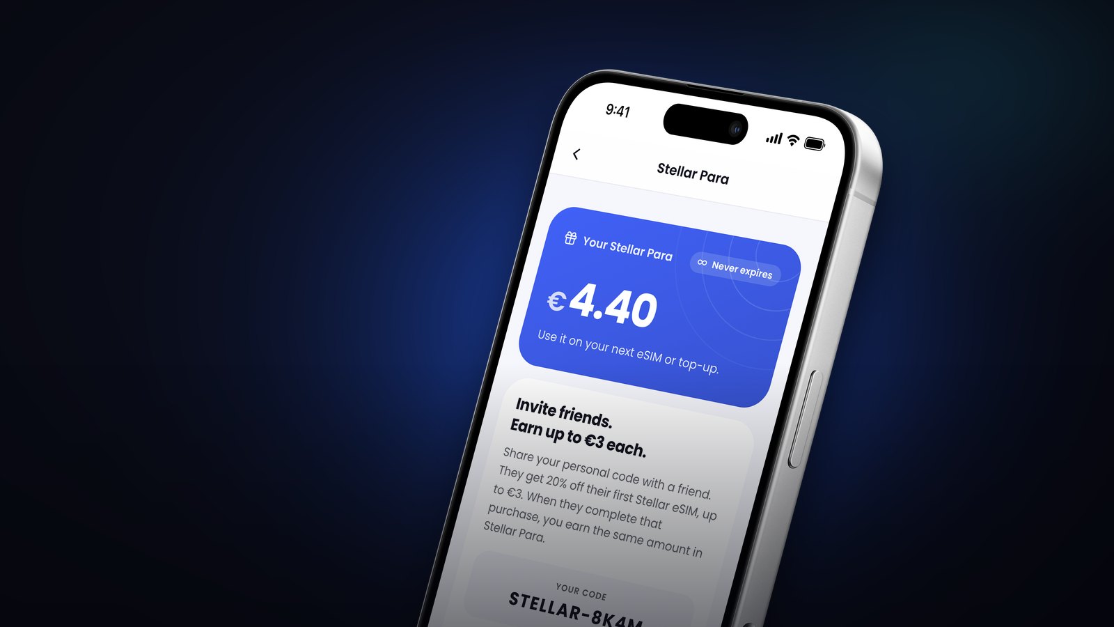 A phone showing the Stellar Para screen in the Stellar eSIM app, with a €4.40 balance marked Never expires and an Invite friends card with a personal referral code